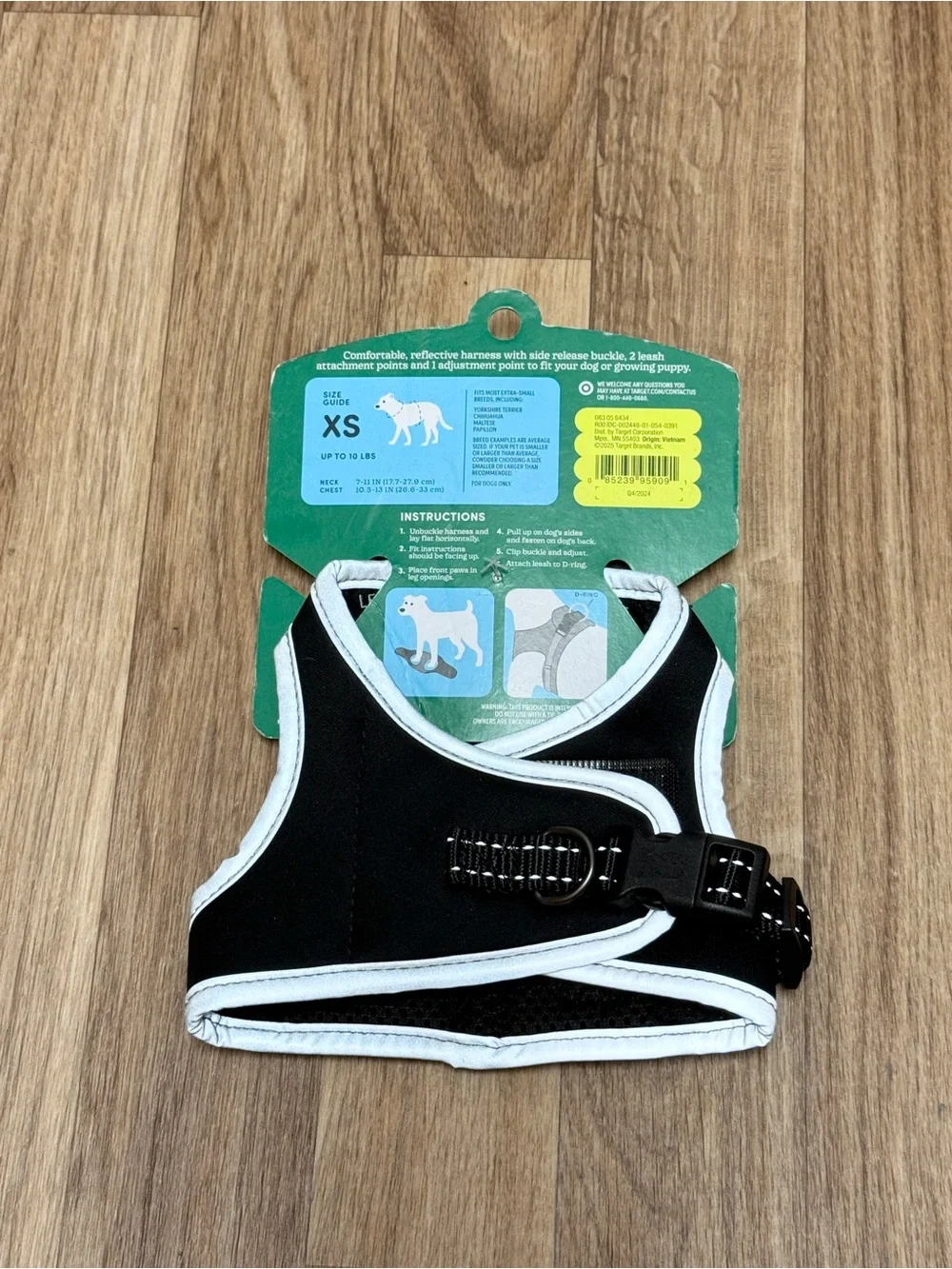 NWT Boots & Barkley Reflective Dog Harness